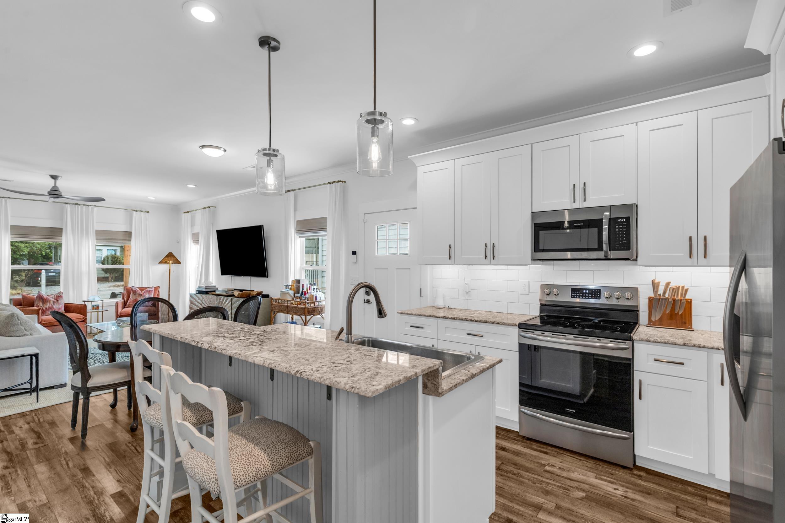 108 Arden Street Extension Greenville, SC 29607 - Photo 12 of 38 Gallery Image 12