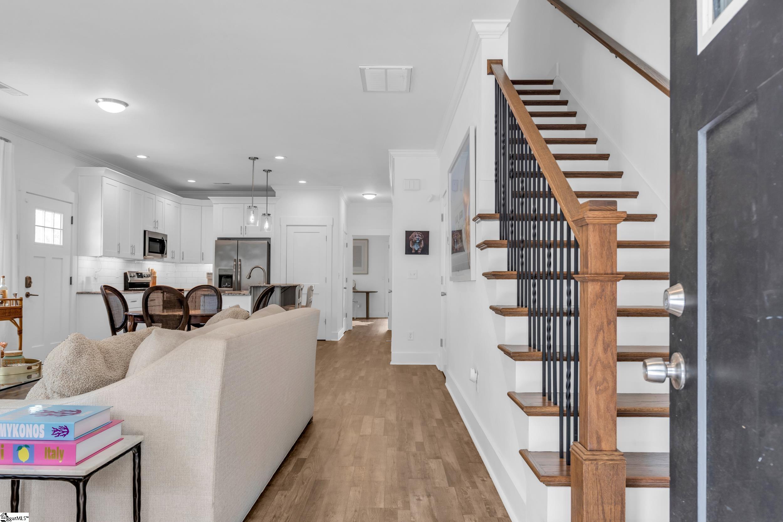 108 Arden Street Extension Greenville, SC 29607 - Photo 3 of 38 Gallery Image 3