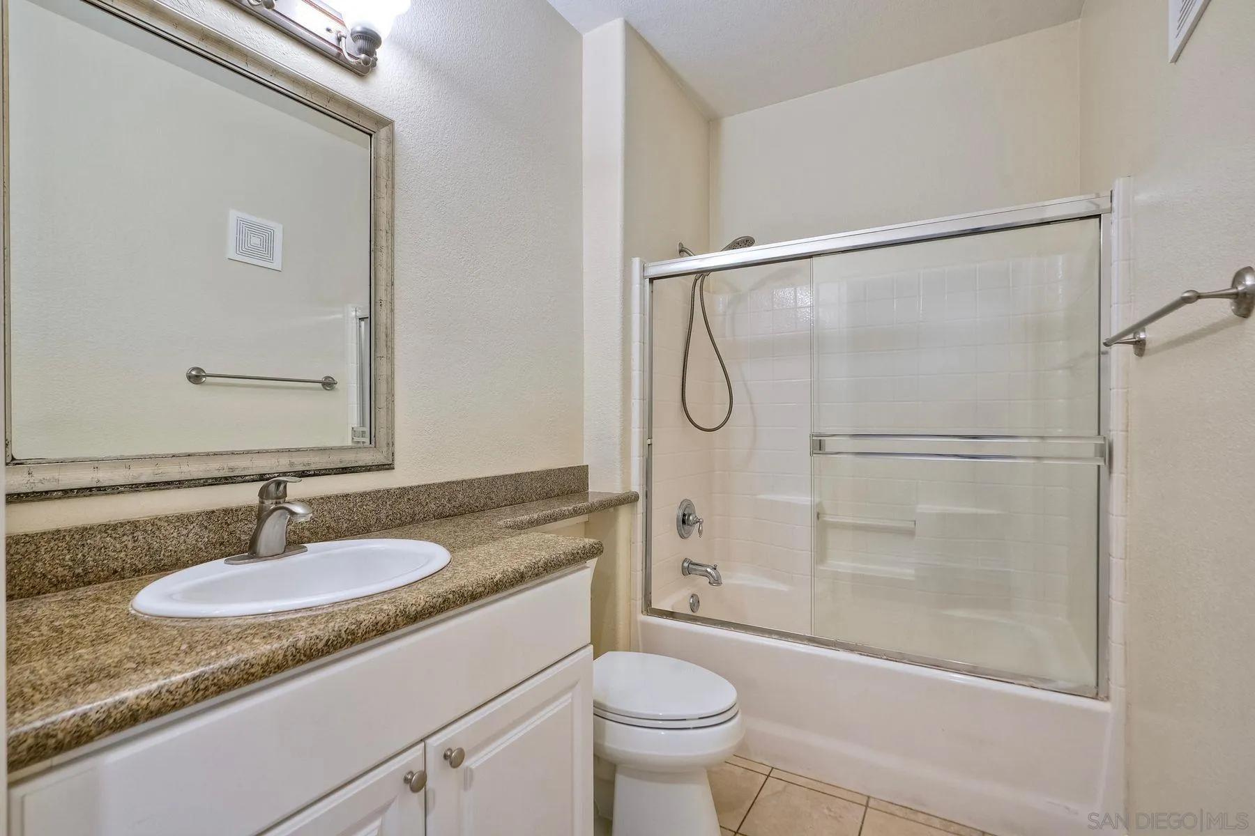 9253 Regents Road, Unit A110 La Jolla, CA 92037 - Photo 15 of 36 Bathroom #2
