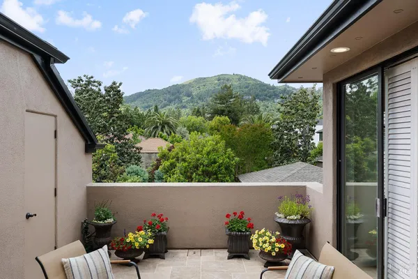 $1,375,000 | 36 Mariposa Avenue, Unit 2, San Anselmo, CA 94960