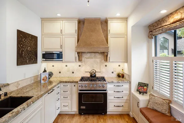 $1,375,000 | 36 Mariposa Avenue, Unit 2, San Anselmo, CA 94960