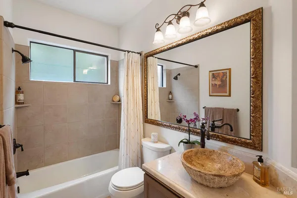 $1,375,000 | 36 Mariposa Avenue, Unit 2, San Anselmo, CA 94960