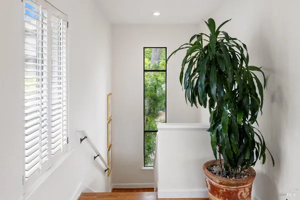 $1,375,000 | 36 Mariposa Avenue, Unit 2, San Anselmo, CA 94960