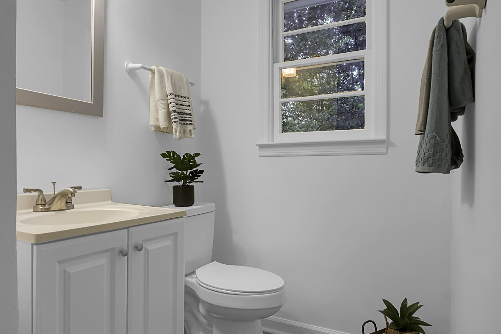 110 Parish Road Goose Creek, SC 29445 - Photo 23 of 36 DSC07520