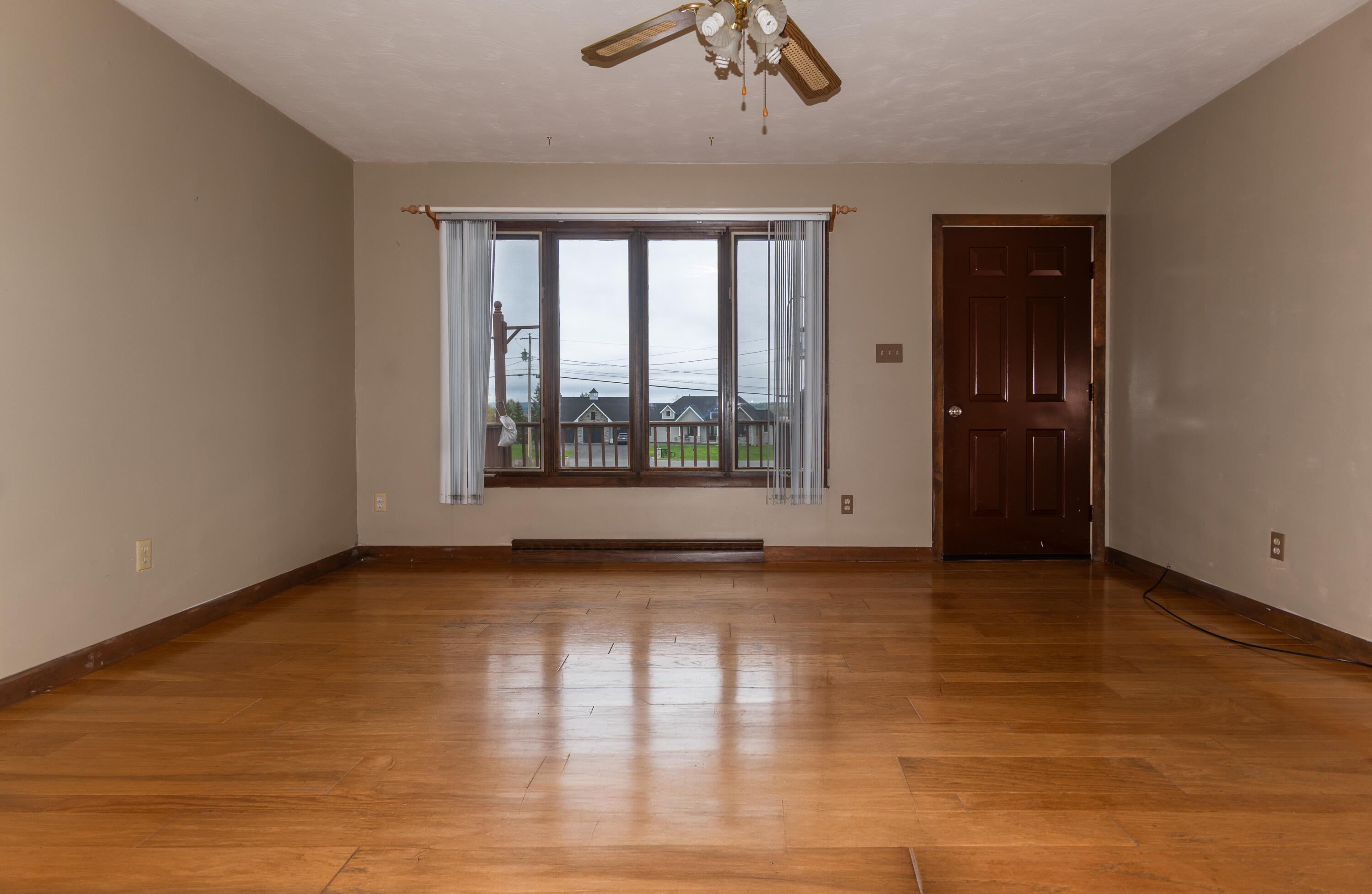 727 Beaulieu Road St. David, ME 04773 - Photo 20 of 39 Living Room