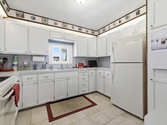 3 Holly Road Taunton, MA 02780 - Photo 15 of 40
