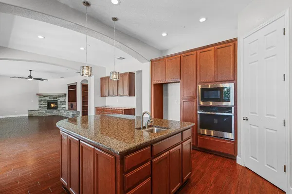 $1,100,000 | 1144 Clearwater Creek Boulevard, Manteca, CA 95336