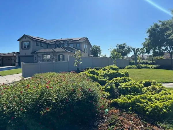 $1,100,000 | 1144 Clearwater Creek Boulevard, Manteca, CA 95336