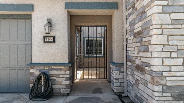 $1,100,000 | 1144 Clearwater Creek Boulevard, Manteca, CA 95336