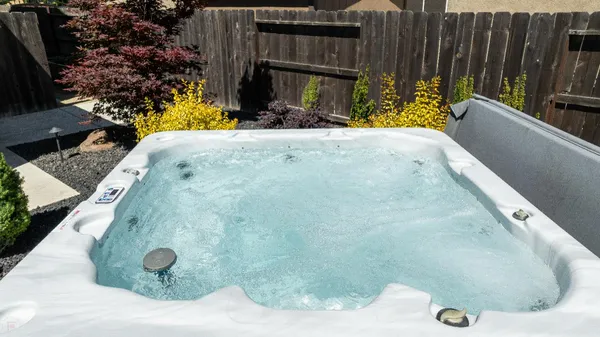 $1,100,000 | 1144 Clearwater Creek Boulevard, Manteca, CA 95336