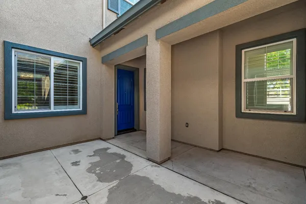 $1,100,000 | 1144 Clearwater Creek Boulevard, Manteca, CA 95336