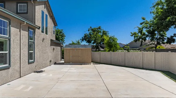 $1,100,000 | 1144 Clearwater Creek Boulevard, Manteca, CA 95336