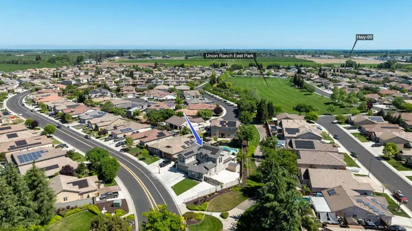 $1,100,000 | 1144 Clearwater Creek Boulevard, Manteca, CA 95336