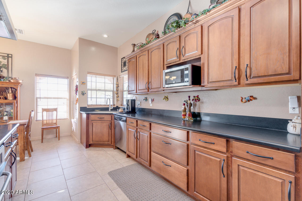 17978 North Stonebluff Road Maricopa, AZ 85139 - Photo 22 of 86 22-Stonebluff