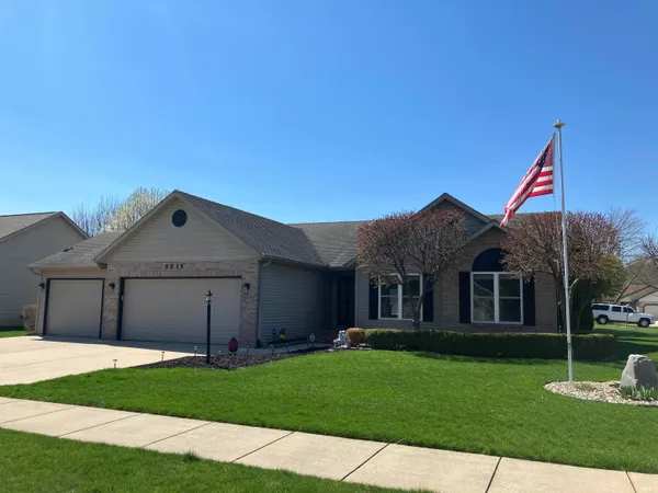 $389,900 | 5515 Zappia Drive, Mishawaka, IN 46545