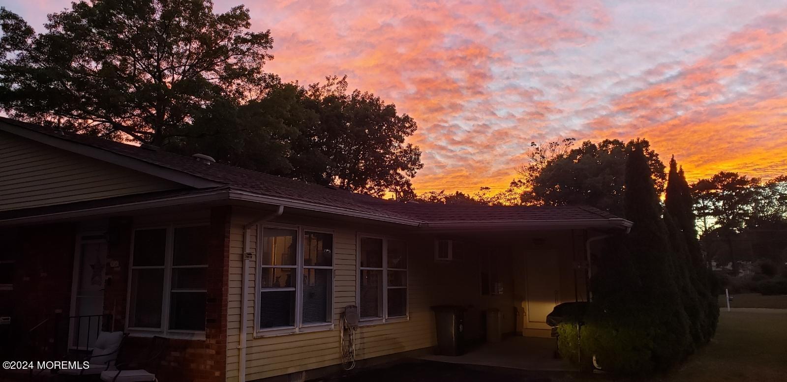 20 Cranberry Road, Unit 8, Manahawkin, NJ 08050 Compass