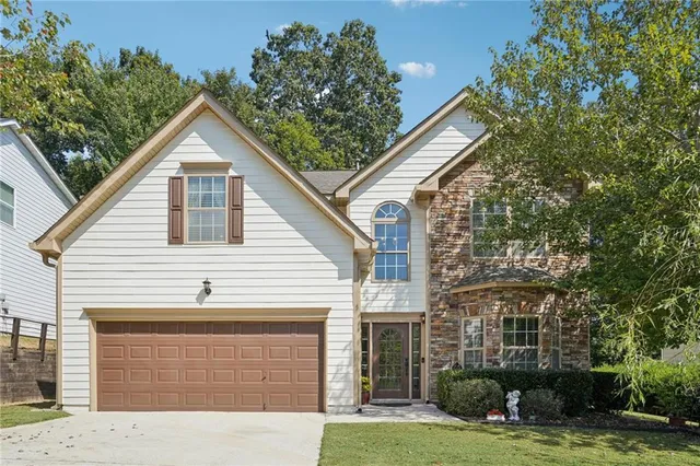 $640,000 | 715 Moonlight Way, Suwanee, GA 30024