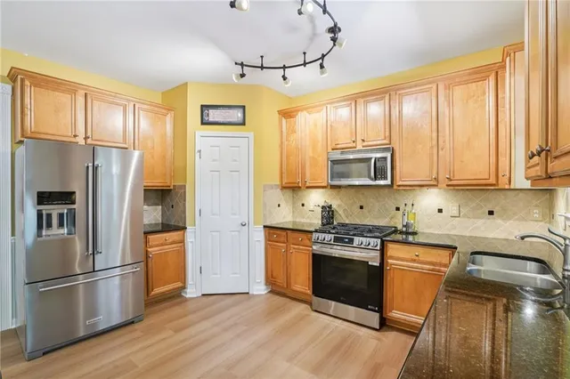 $640,000 | 715 Moonlight Way, Suwanee, GA 30024