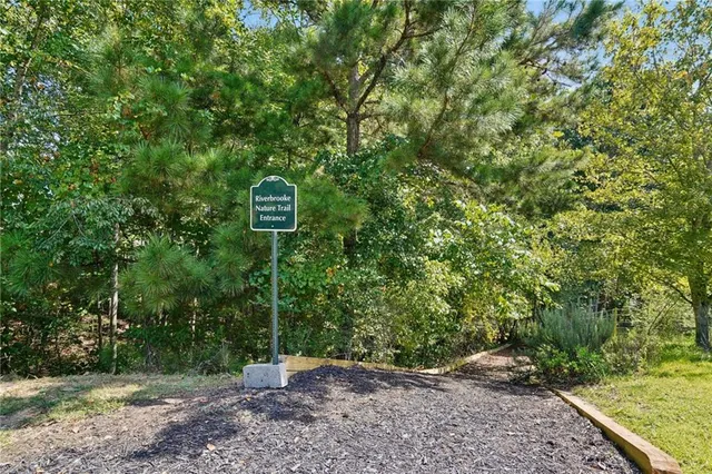 $640,000 | 715 Moonlight Way, Suwanee, GA 30024