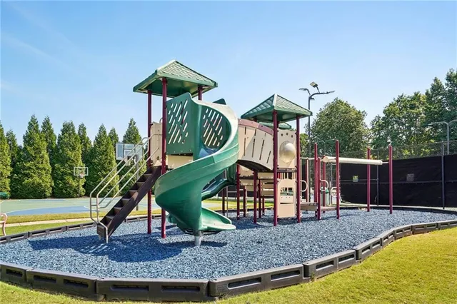 $640,000 | 715 Moonlight Way, Suwanee, GA 30024