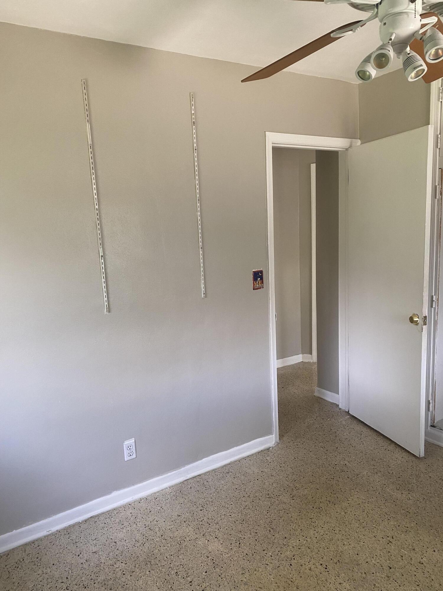 917 South Ridge Street Lake Worth, FL 33460 - Photo 18 of 23 bedroom 3-2