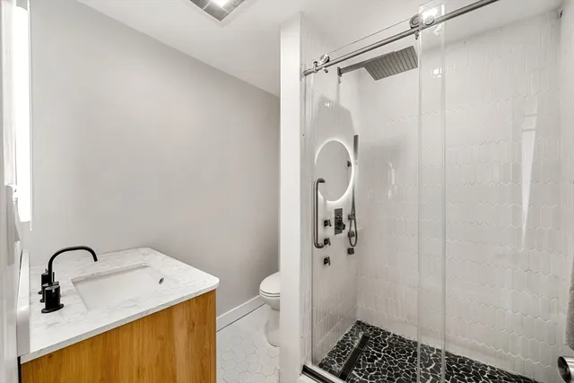 $389,999 | 12 Sewall Avenue, Unit 3, Winthrop, MA 02152