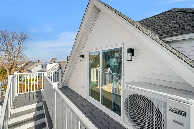 $389,999 | 12 Sewall Avenue, Unit 3, Winthrop, MA 02152