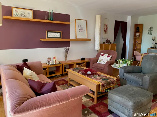 $3,800 | 143 Hoyt Street, Unit 4K, Stamford, CT 06905