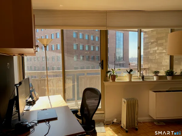 $3,800 | 143 Hoyt Street, Unit 4K, Stamford, CT 06905