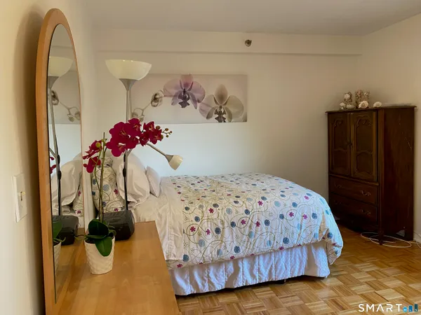 $4,000 | 143 Hoyt Street, Unit 4K, Stamford, CT 06905