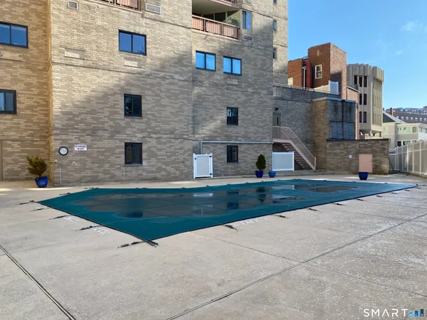 $4,000 | 143 Hoyt Street, Unit 4K, Stamford, CT 06905