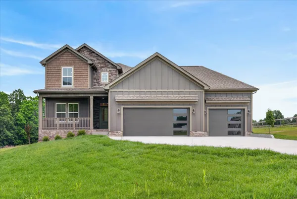 $640,900 | 209 Lewis Grant Lane, Southside, TN 37171