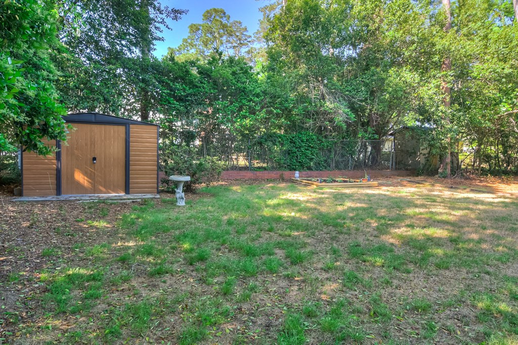 2214 Glendale Road Augusta, GA 30904 - Photo 29 of 32 Backyard