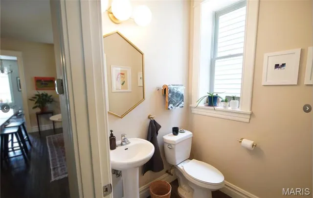 $2,750 | 4227 McRee Avenue, St. Louis, MO 63110