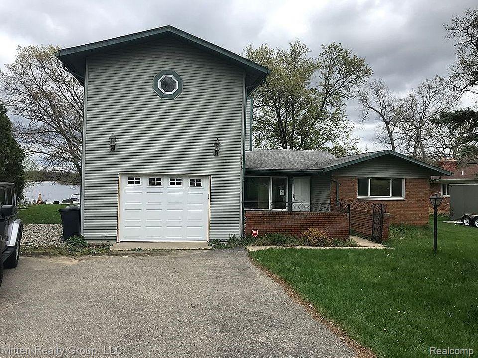 2566 Bullard Road Hartland, MI 48353 - Photo 2 of 21 image00001.jpeg