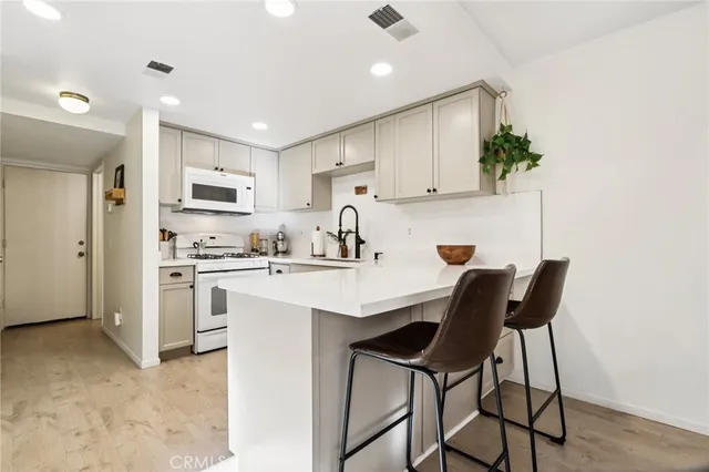 $499,000 | 5050 Canyon Crest Drive, Unit 22, Riverside, CA 92507