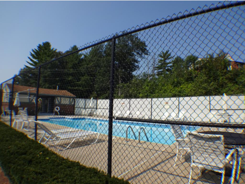 127 English Village Road, Unit 204 Manchester, NH 03102 - Photo 3 of 3 Gallery Image 3