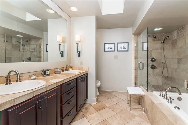 $600,000 | 100 Tchefuncte Oaks Drive, Unit 100, Mandeville, LA 70471