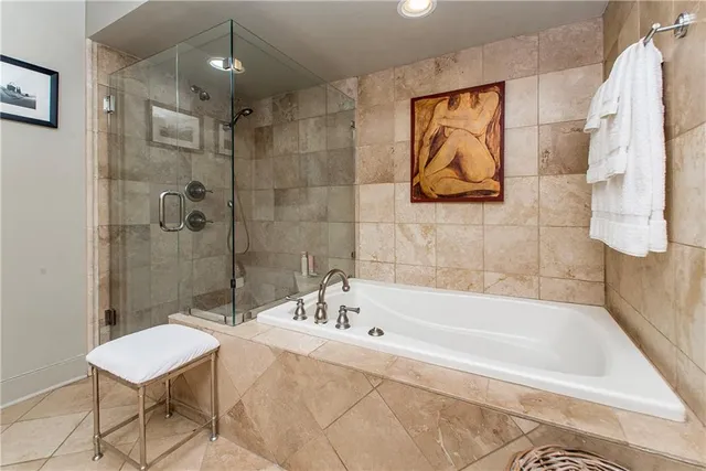 $600,000 | 100 Tchefuncte Oaks Drive, Unit 100, Mandeville, LA 70471