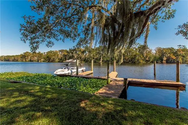 $600,000 | 100 Tchefuncte Oaks Drive, Unit 100, Mandeville, LA 70471