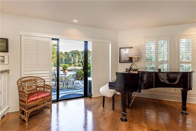 $600,000 | 100 Tchefuncte Oaks Drive, Unit 100, Mandeville, LA 70471