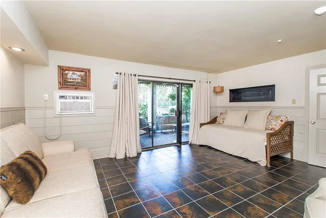 $600,000 | 100 Tchefuncte Oaks Drive, Unit 100, Mandeville, LA 70471