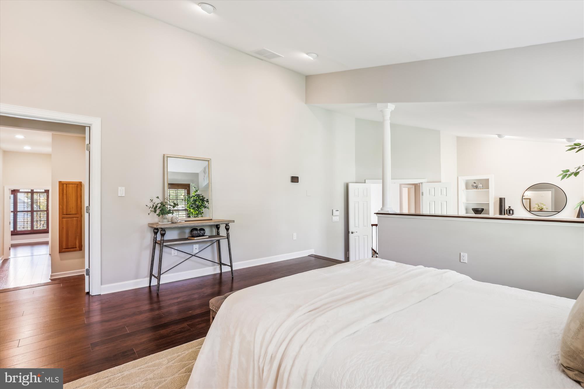 1162 Meadowlook Court Reston, VA 20194 - Photo 33 of 86 Expansive Primary Bedroom Suite