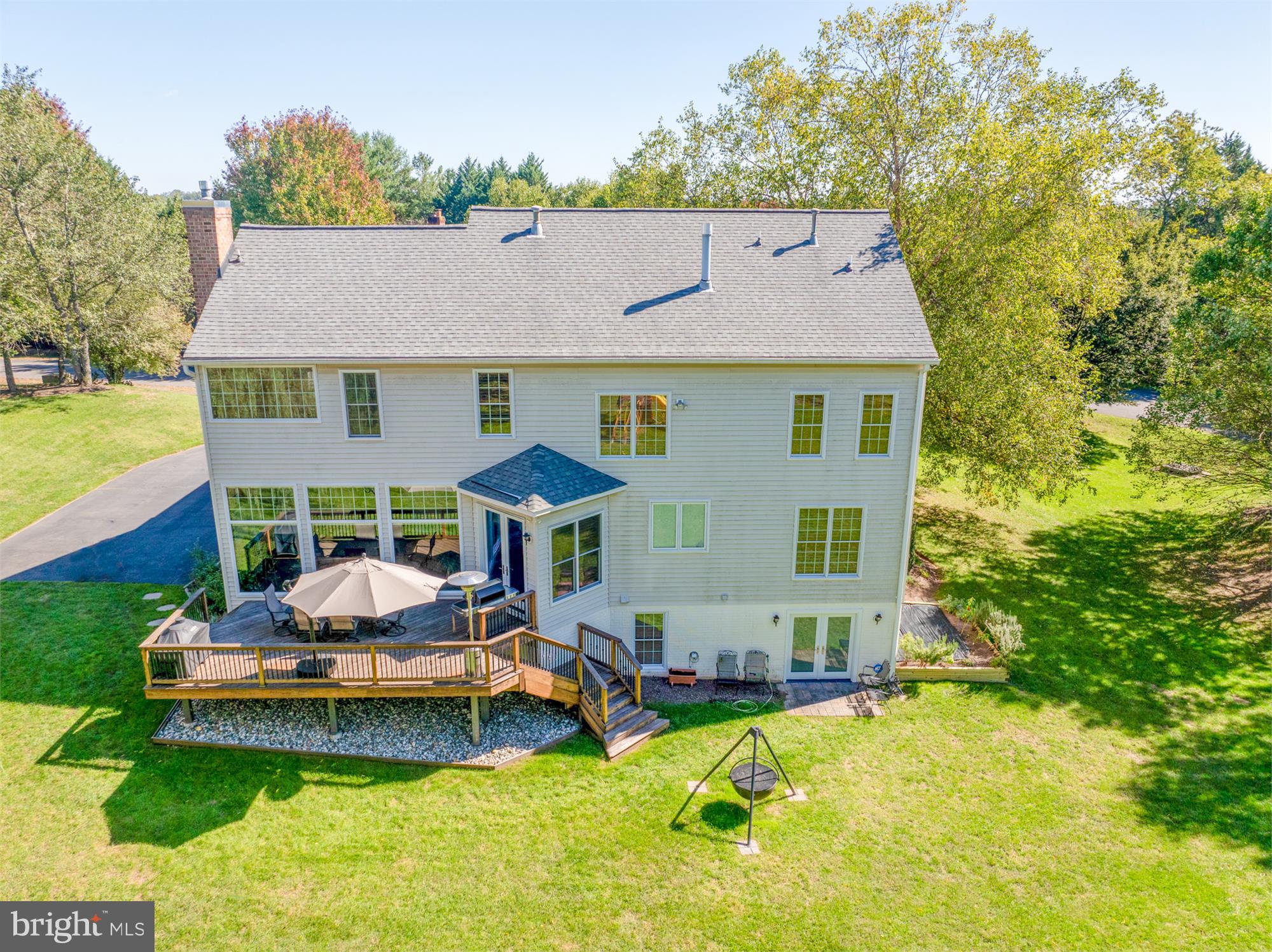 1162 Meadowlook Court Reston, VA 20194 - Photo 80 of 86 50-YEAR RATED Architectural-Shingle Roof (2018)!