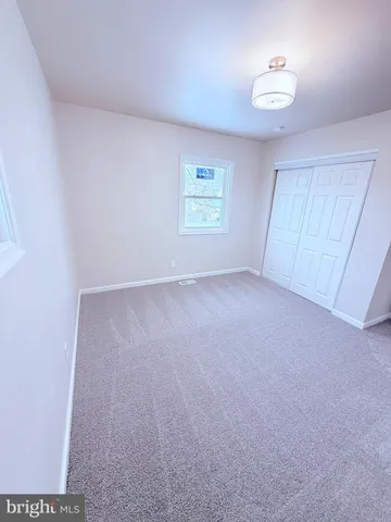 $439,000 | 17 Pearson Drive, Newark, DE 19713