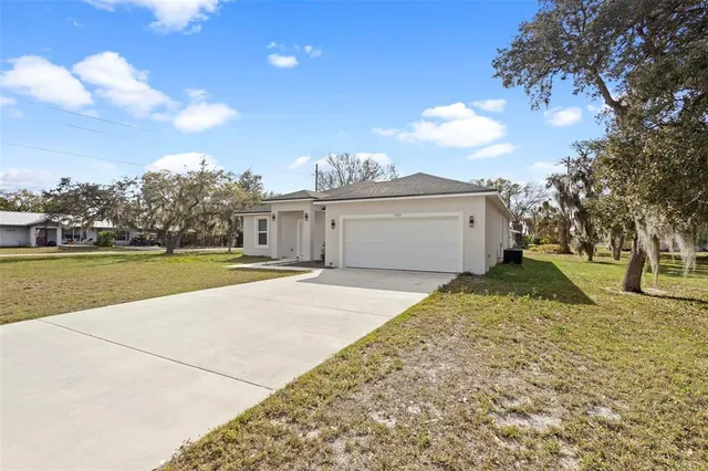 $369,900 | 3905 Craig Avenue, Sebring, FL 33870