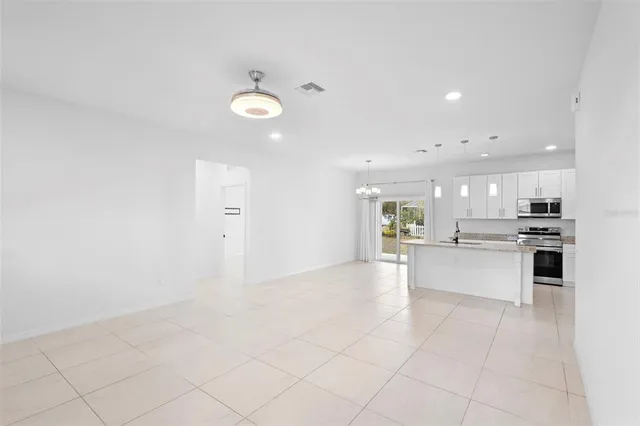 $369,900 | 3905 Craig Avenue, Sebring, FL 33870