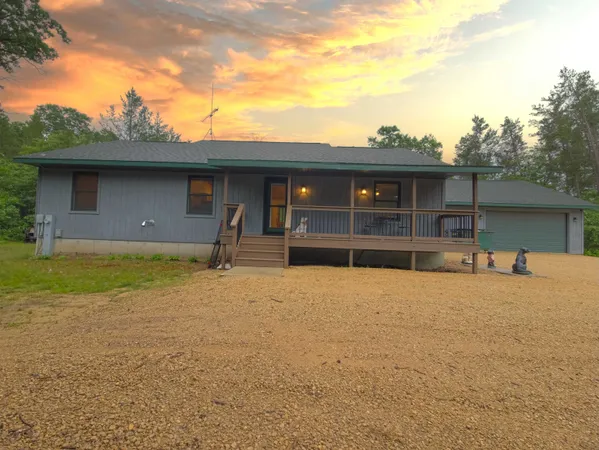 $369,900 | N7886 Highway 80 New Lisbon Wi 53950, New Lisbon, WI 53950
