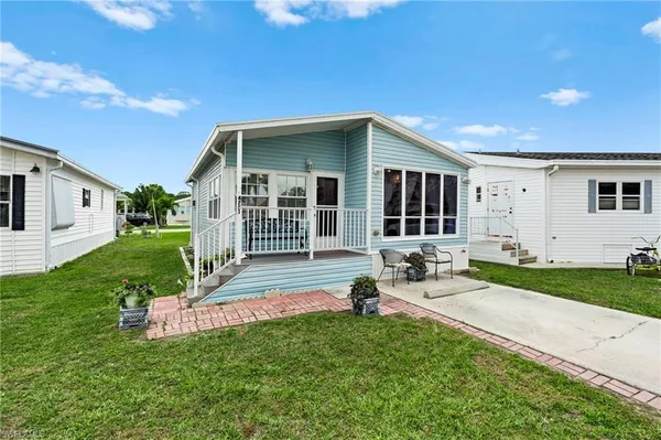 $1,400 | 4751 Lafayette Lane West, Estero, FL 33928
