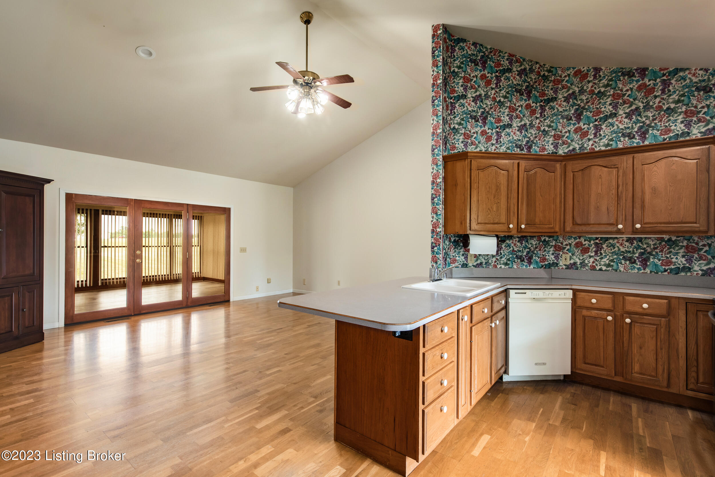 2024 Jackson Road Eminence, KY 40019 - Photo 12 of 41 12-kitchen and living